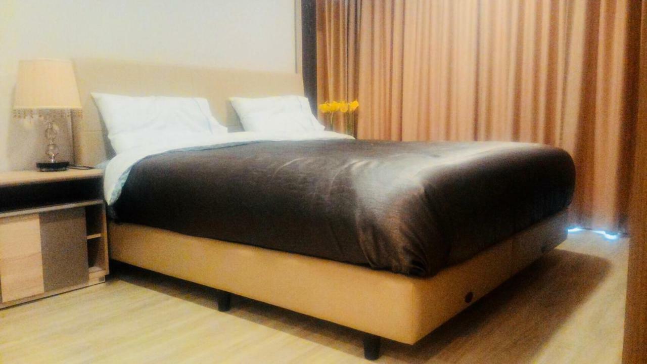 The Pine Hua Hin Apartment Bagian luar foto