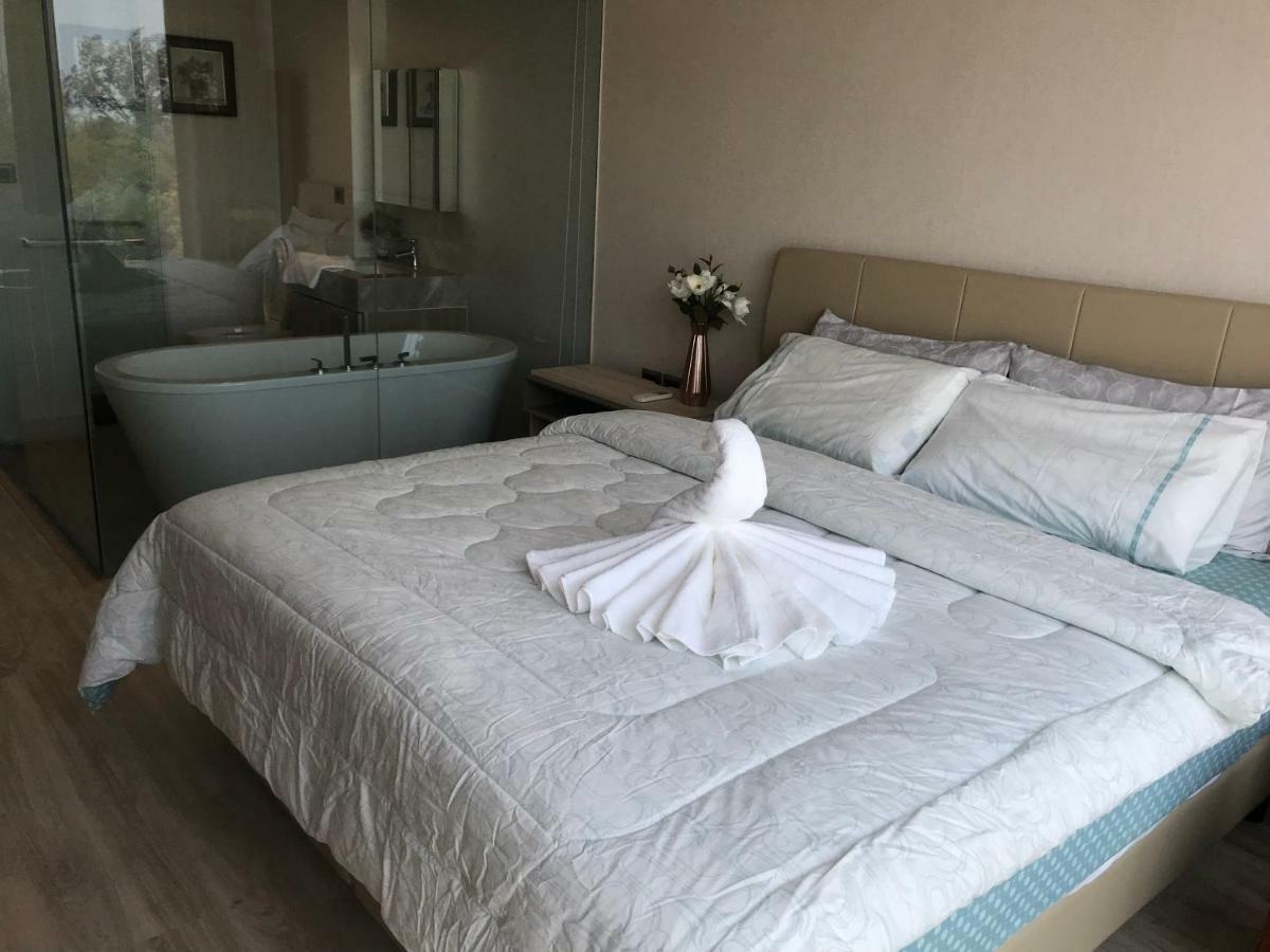 The Pine Hua Hin Apartment Bagian luar foto