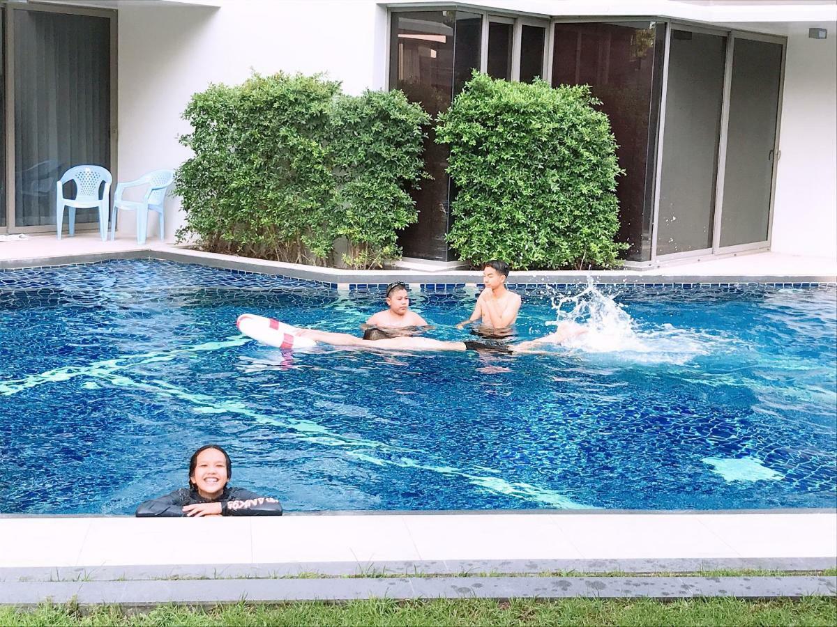 The Pine Hua Hin Apartment Bagian luar foto